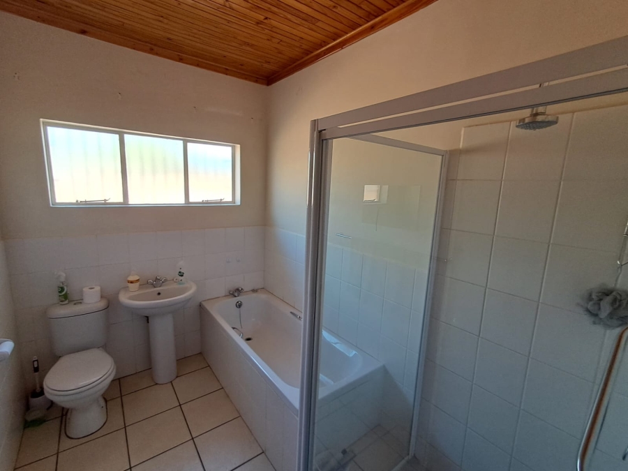 To Let 3 Bedroom Property for Rent in Dealesville Free State